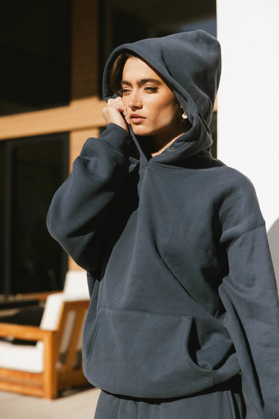 Front pockets hoodie in navy