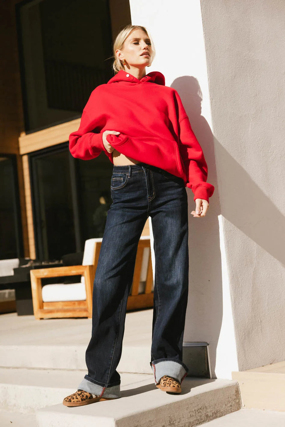 Straight legs denim in dark wash