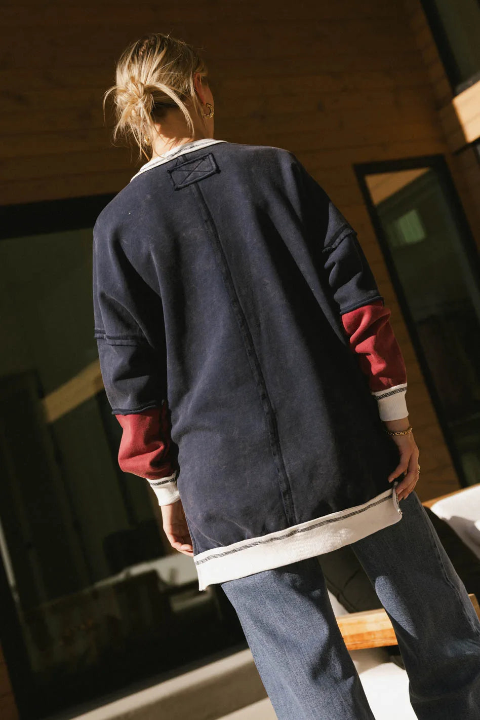 Plain back color top in navy