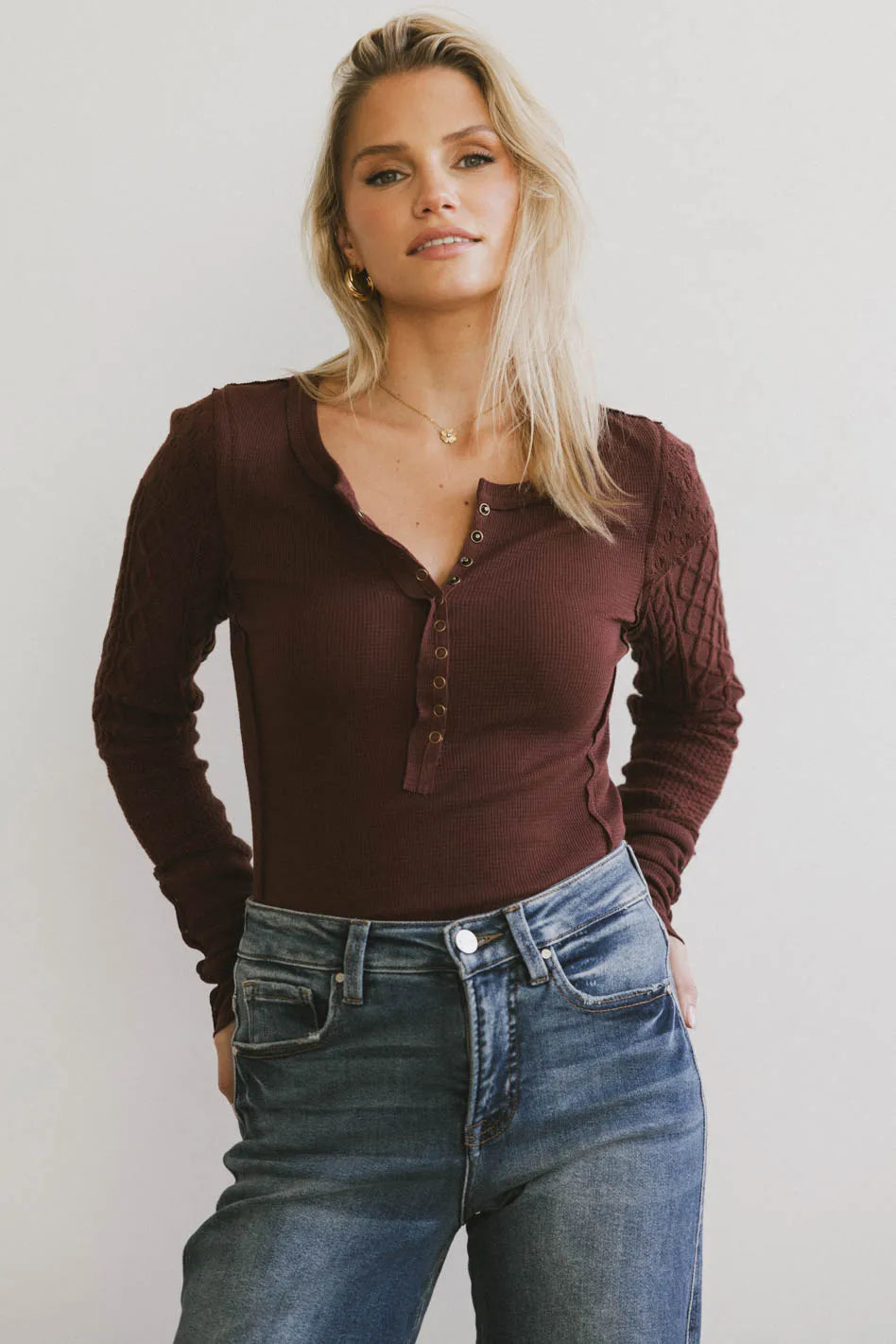 Round neck top in brown