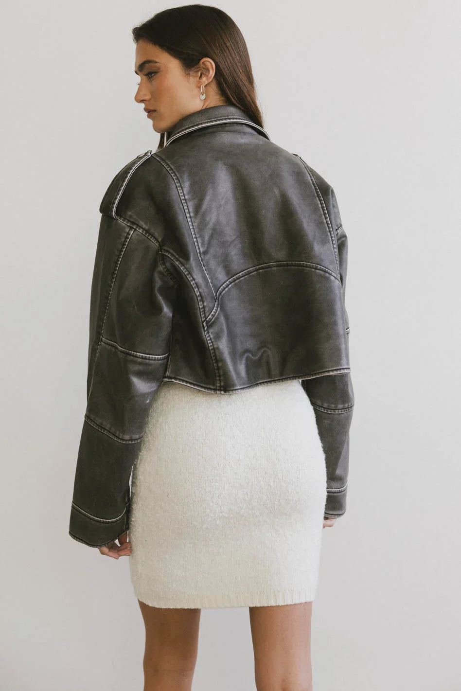 Plain color wash jacket in charcoal
