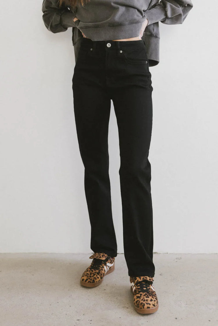 Straight legs denim in black