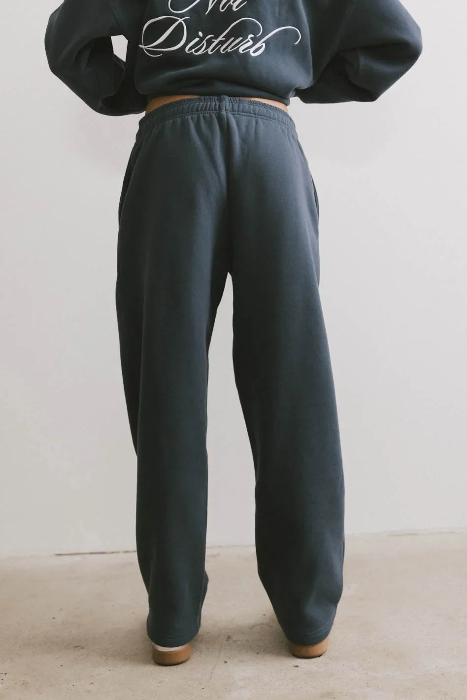 Plain color pants in navy