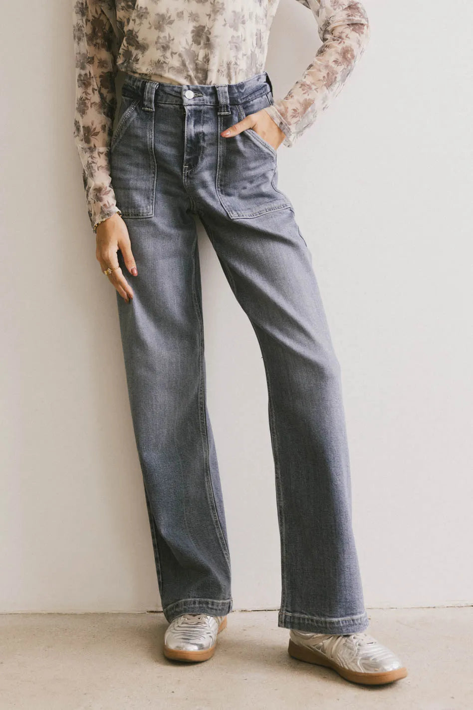 Two hand pockets denim in blue