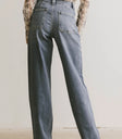 Two back pockets in blue