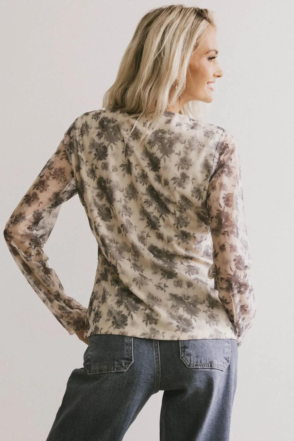 Sheer sleeves to pin grey