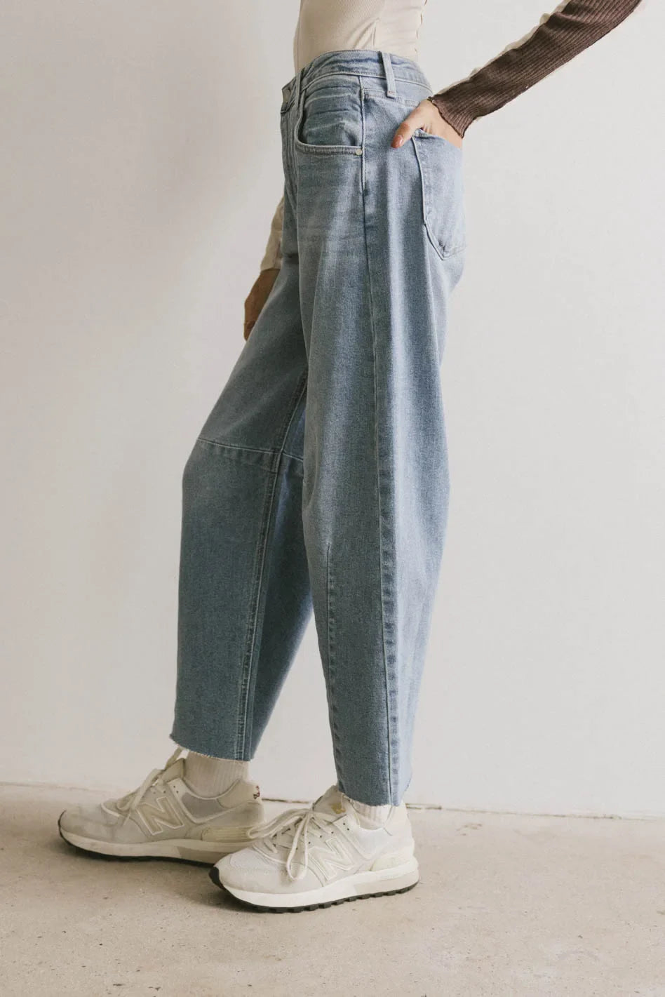 Plain color denim in light wash