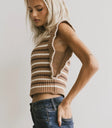 Knit vest in brown