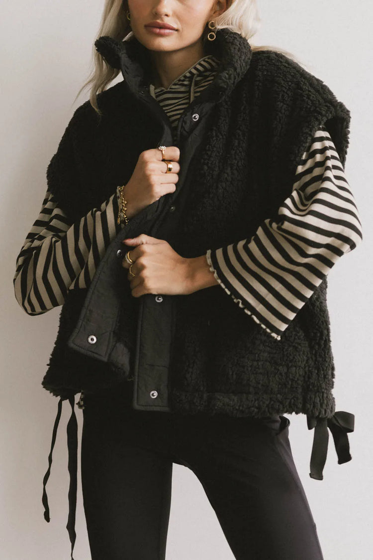 Button up vest in black