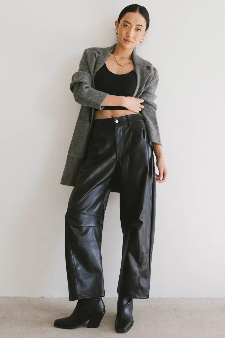 Leather pants in black