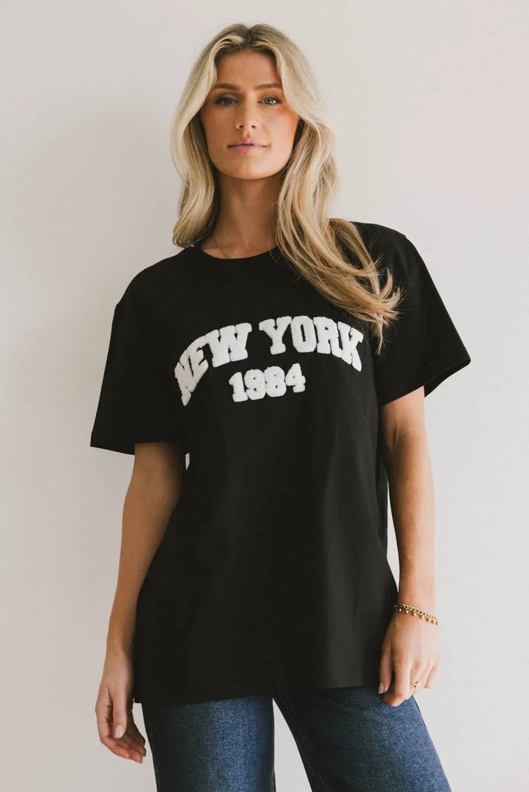 Plain color top in black