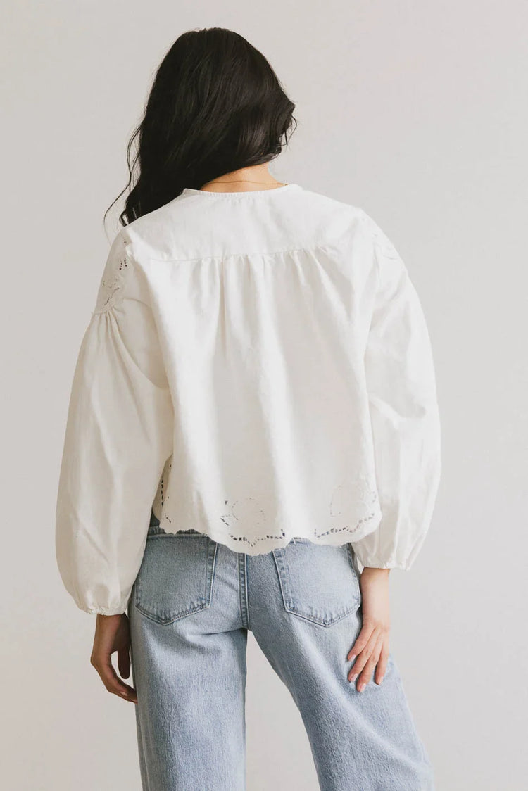 Plain color top in white