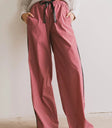 Pants in red