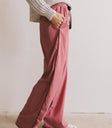 Elastic waist pants in red