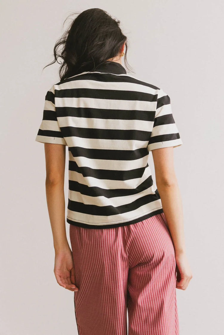 Striped basic top in black