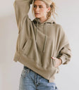 Two hand pockets hoodie in olive