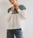 Round neck top in white