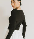 Plain color to pin black
