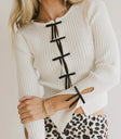 Ribbed bow top in white