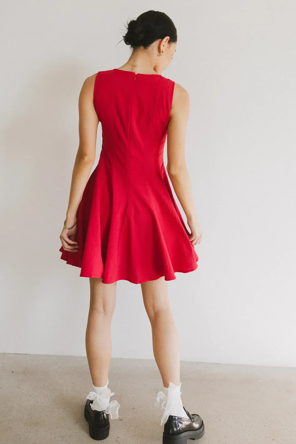 Plain color dress in red