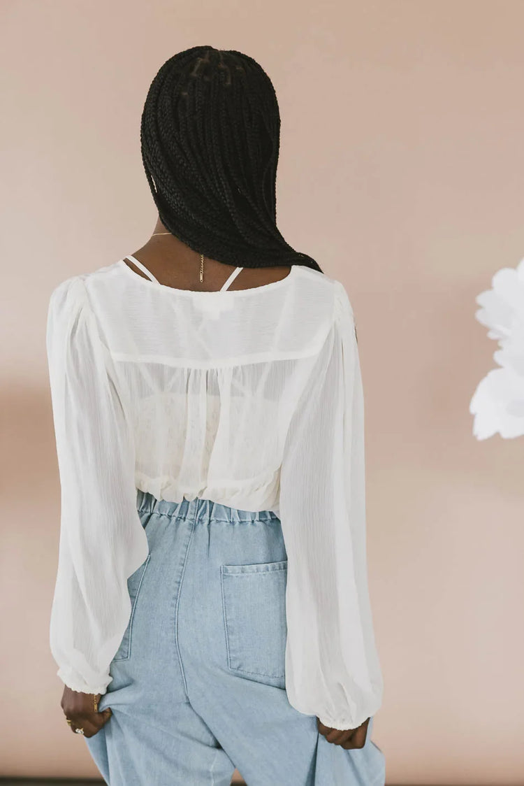 Plain color top in cream