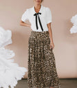 Elastic waist skirt in leopard print