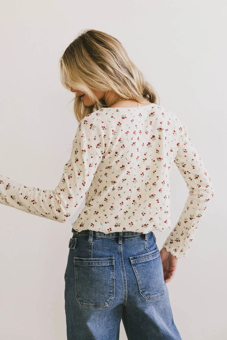 Multi color top in cream