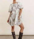 Round neck dress in black