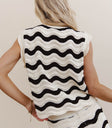 Plain color top in striped black