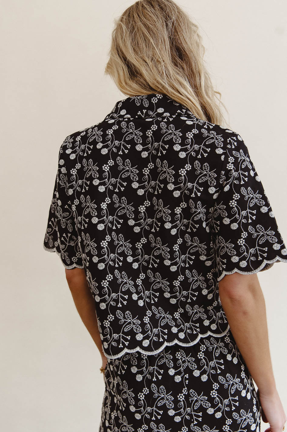 Embroidered top in black