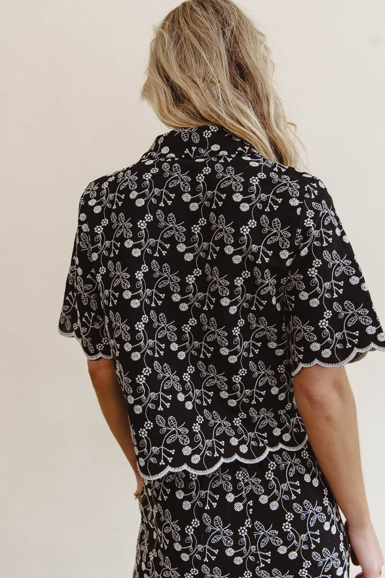 Embroidered top in black