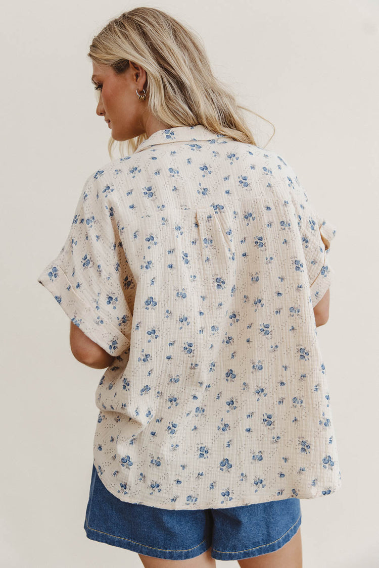 Blue floral top