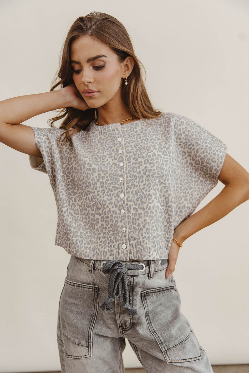 Round neck top in leopard print