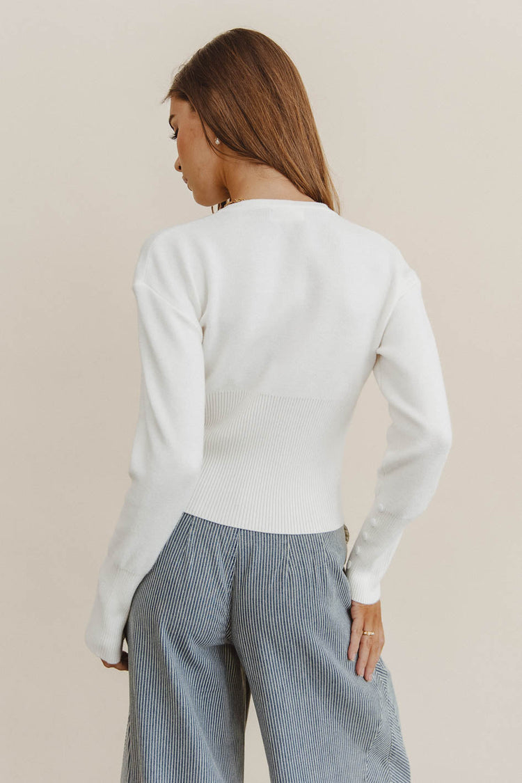 Plain color top in white