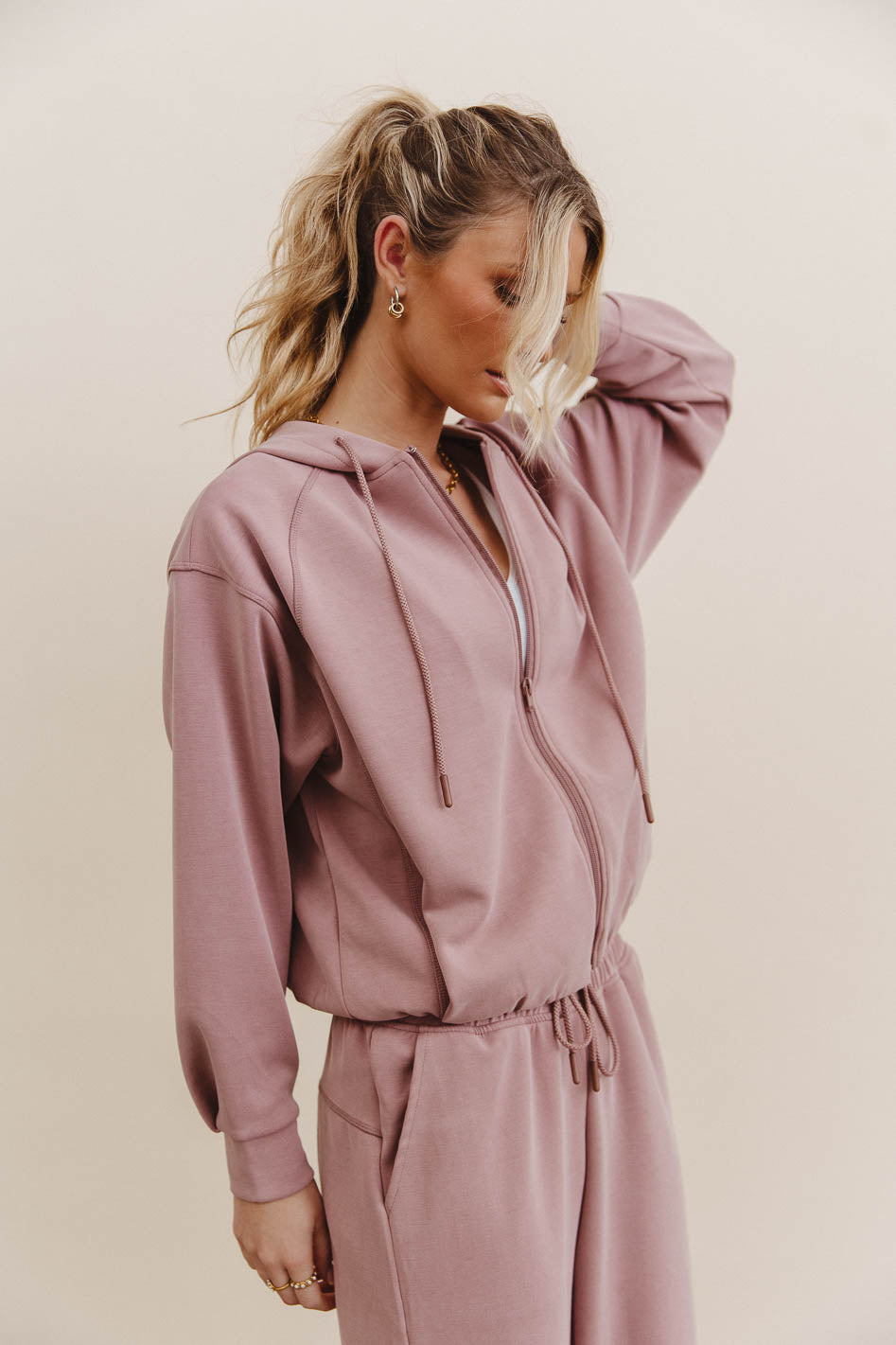 Zip up hoodie in mauve