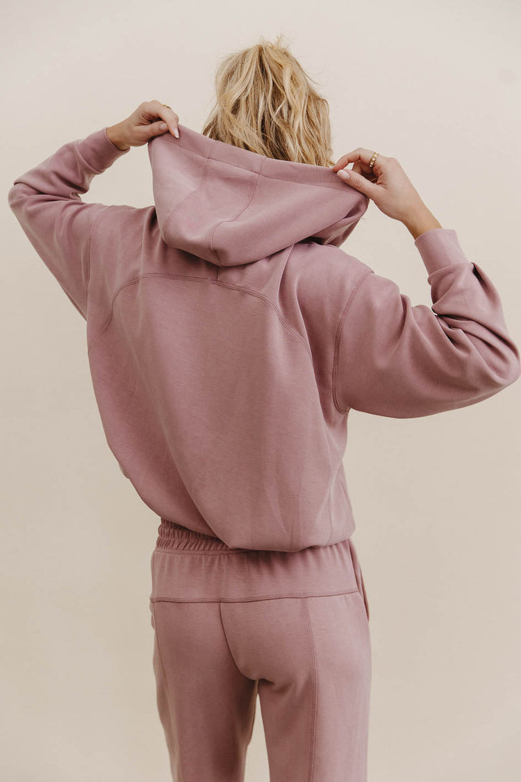 Knit hoodie in mauve