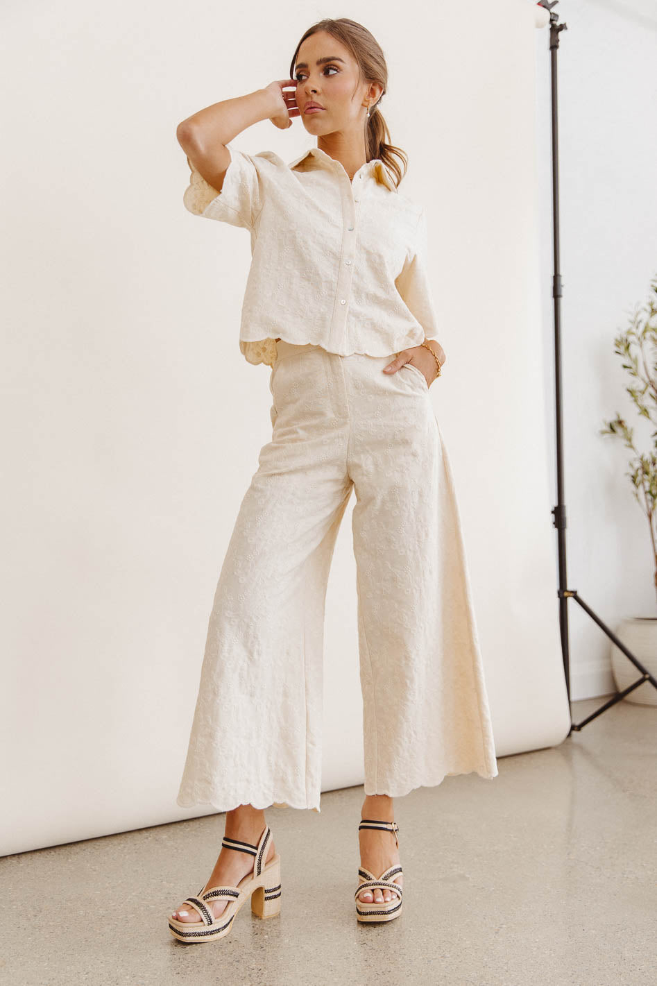 Short sleeves top in cream