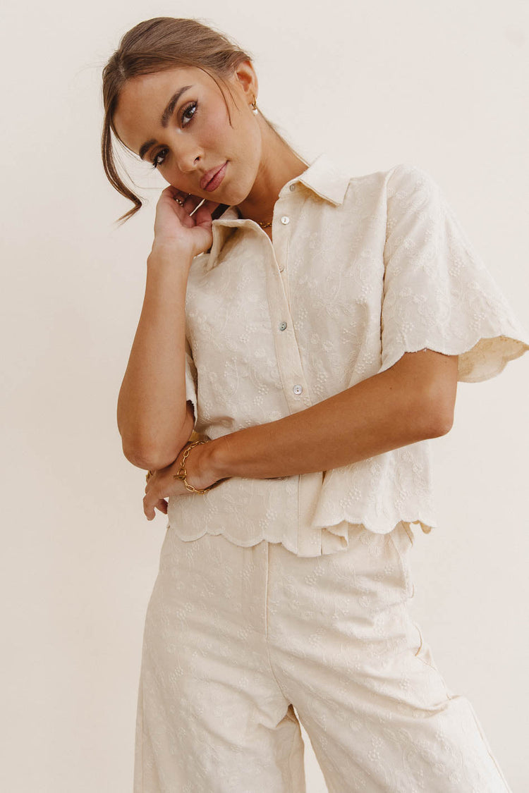 Woven top in cream