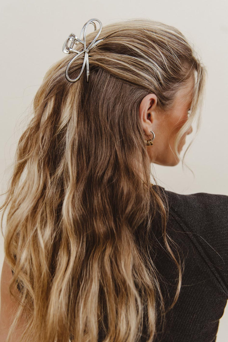 Silver color hair clip