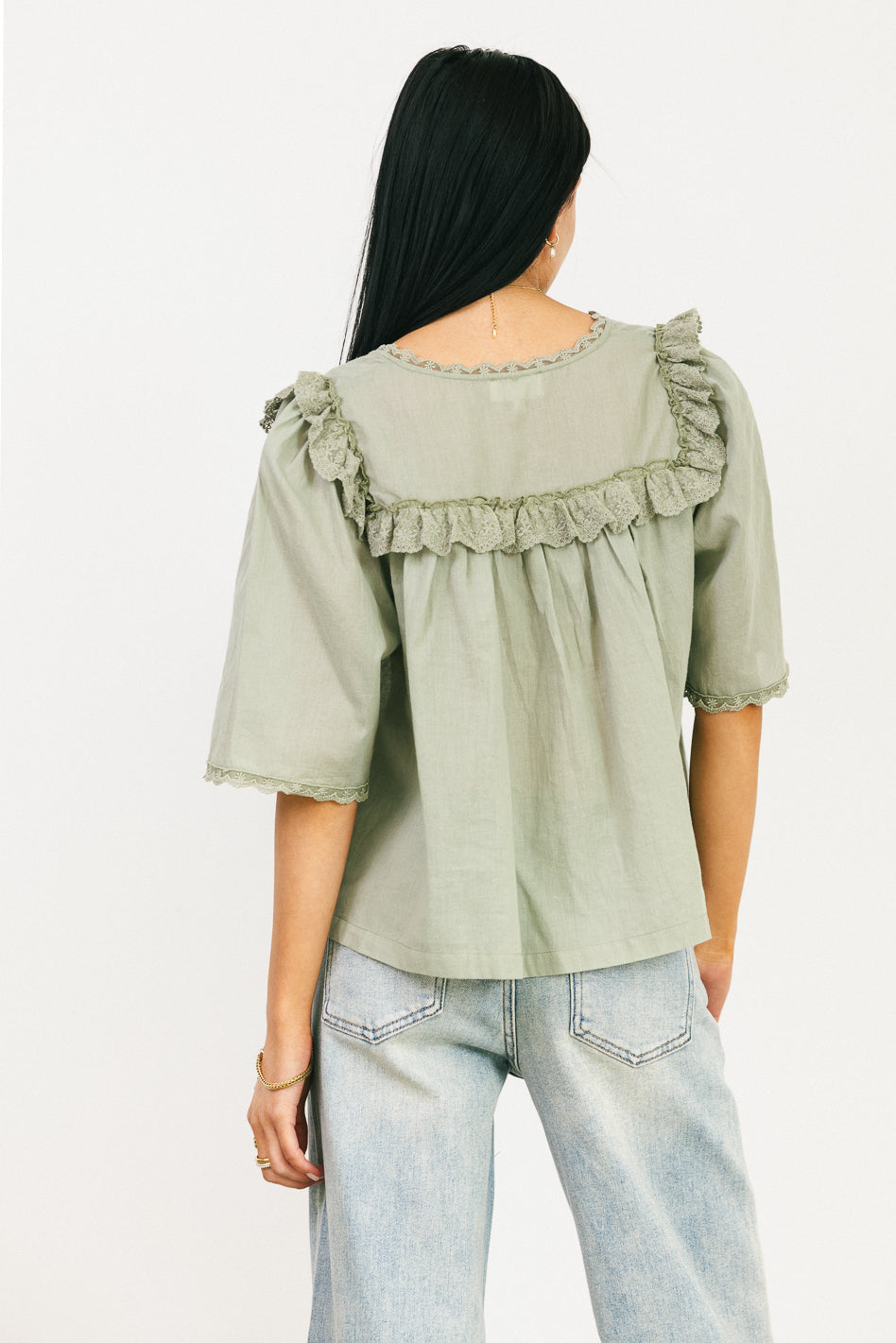 lace detail on back and sleeves