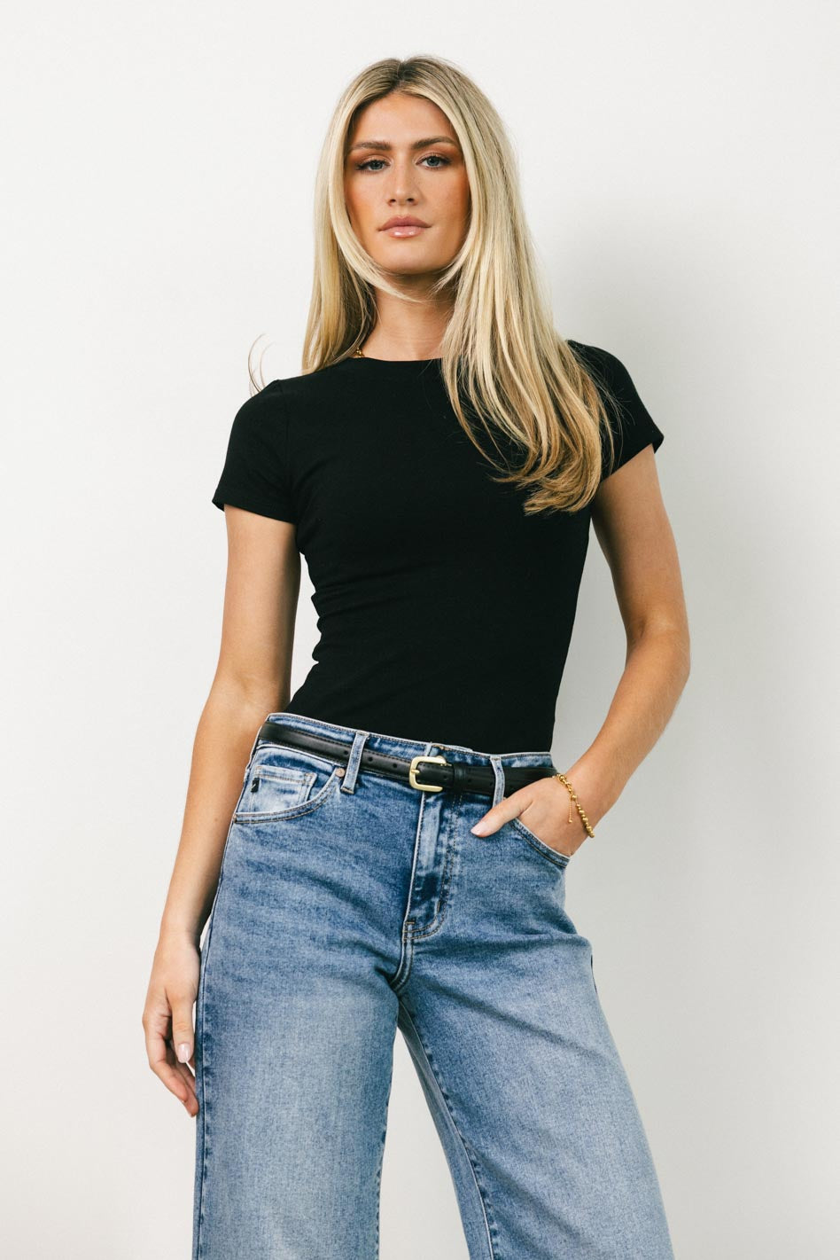 Round neck black top