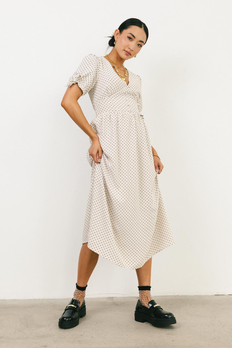 Woven dress in cream