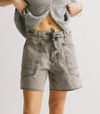 adjustable waist with tie shorts