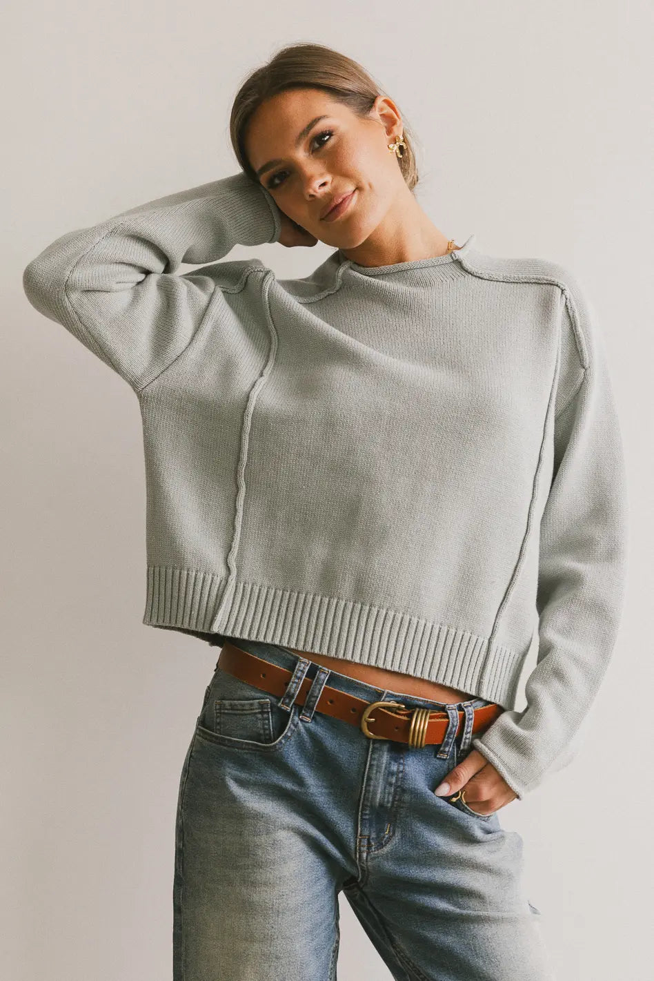 Ribbed hem sweater in blue