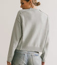 Plain color sweater in blue