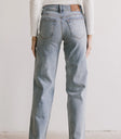 Two back pockets denim in light wash