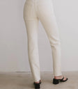 Two back pockets pants in cream
