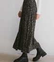 Woven skirt in black