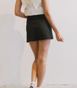 Woven skort in black