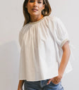 Short sleeves blouse in white